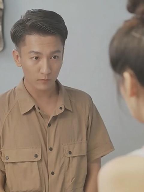 Bí Mật Bẩn Thỉu Của Anh Kế
