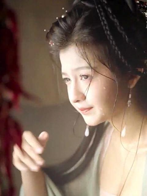 Kim Liên, Đút Em Ăn Nữa Đi